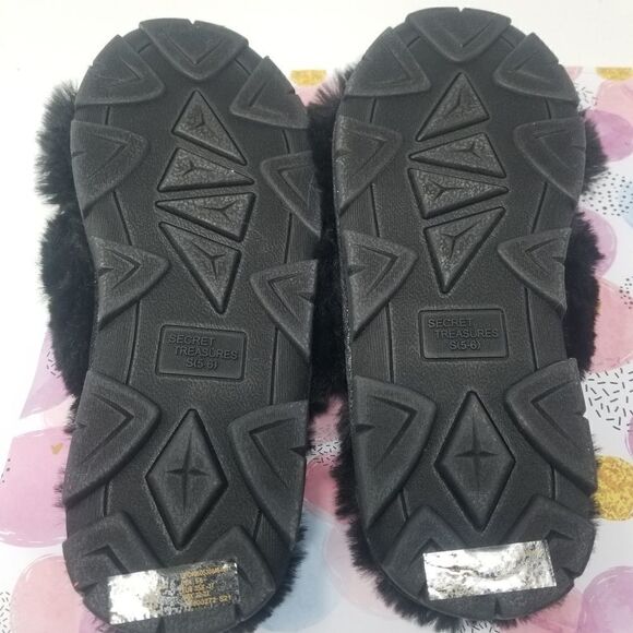 NWOT BLACK SECRET TREASURES SLIPPER. - Picture 9 of 13